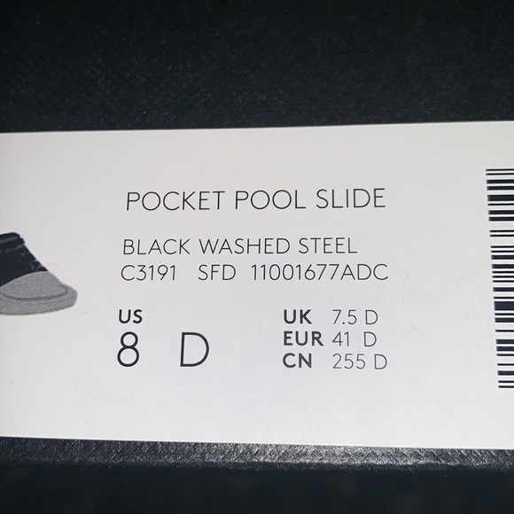 Coach Pocket Pool Slides - Picture 11 of 12